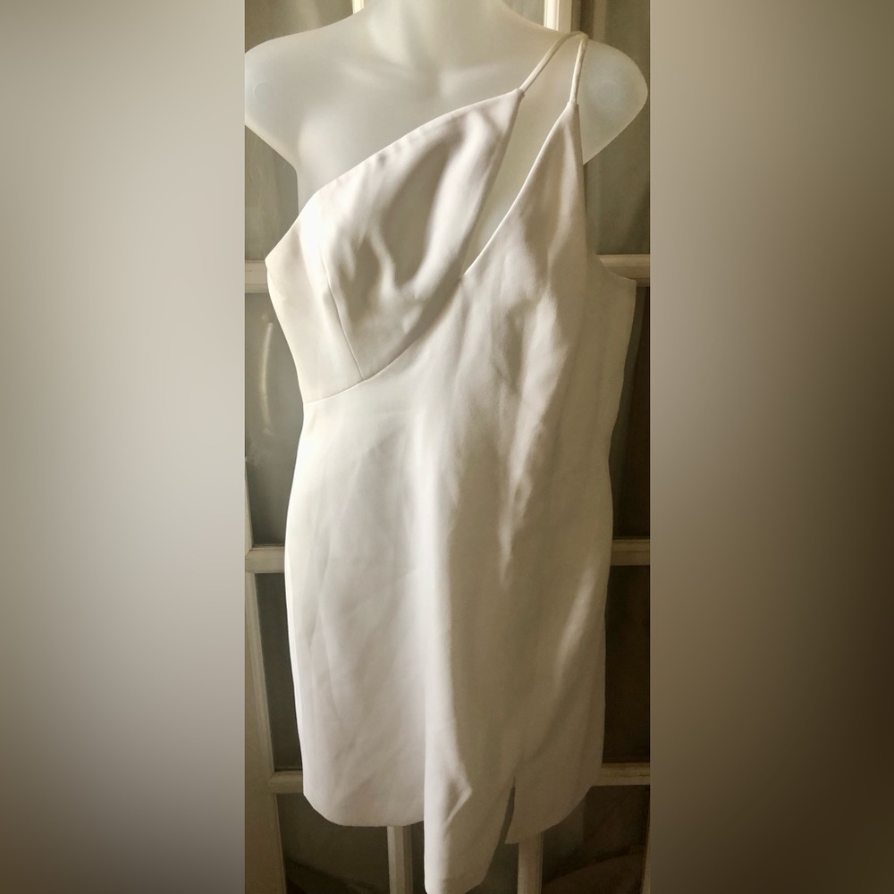 BCBGMAXAZRIA womens white one shoulder bodycon mini dress in size 12